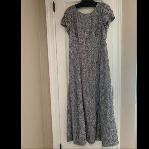 Alex Evenings grey evening gown